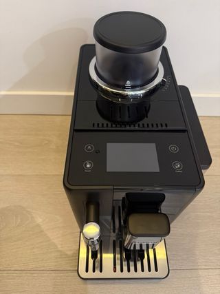 Cafetera DeLonghi Rivelia EXAM440.35.B