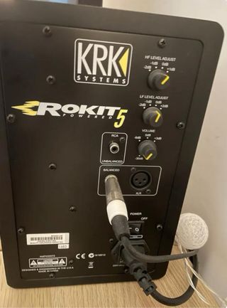 DOS KRK Rokit 5 Monitores de Estudio