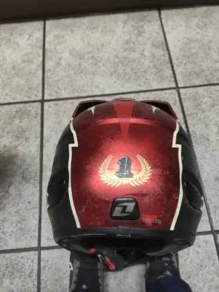 Cascos de moto HJC y ONE