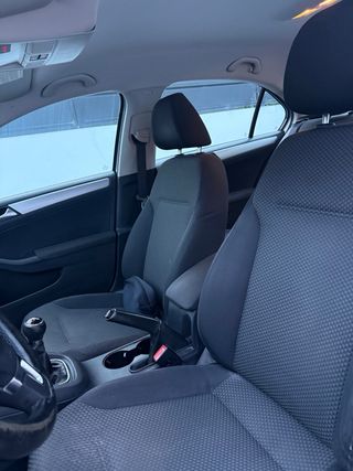 Volkswagen Jetta 2012