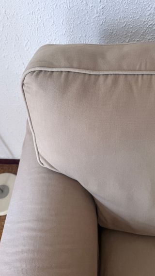 Sofá cama beige de tela