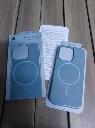 Funda Beats con MagSafe para iPhone 16 Pro