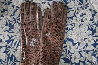 Guanti vintage effetto pitone