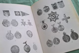 Cruces y Medallas España 1807-1987