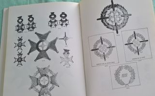 Cruces y Medallas España 1807-1987