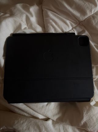 Apple Magic Keyboard iPad Pro 11