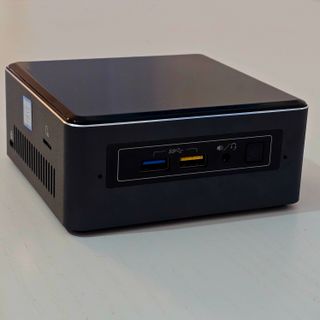 NUC Mini PC NUC7i3BNH