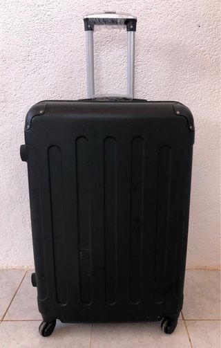 Maletas de viaje color bronce y negro