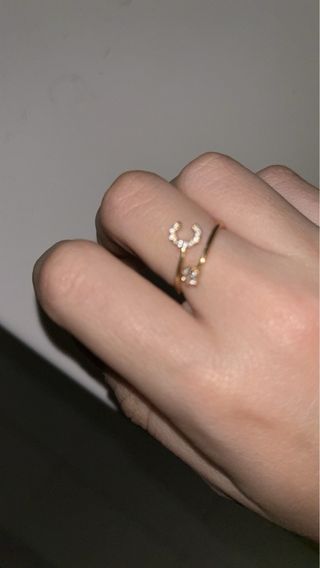 Anello lettera C placcato oro