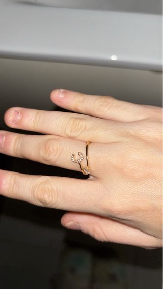 Anello lettera C placcato oro