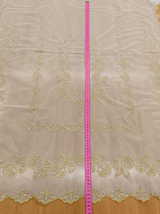 Manteleta tul bord. y lentj. oro 105cm