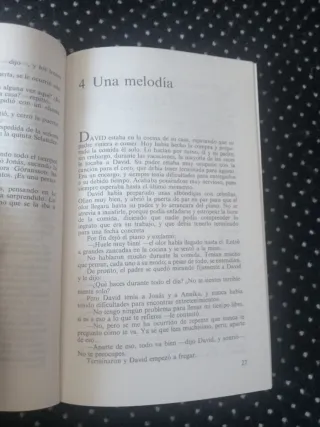 "Los Escarabajos vuelan al atardecer"=3€+regalo