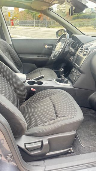 Nissan Qashqai+2 2009