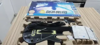 PS4 (PlayStation 4) con accesorios