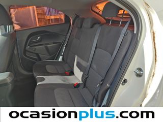 Kia Rio 1.2 CVVT Concept 62 kW (84 CV)