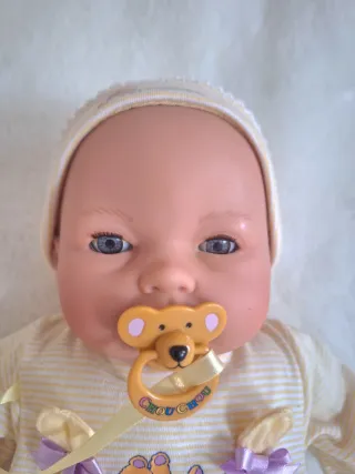 Muñeco Antonio Juan Bebé con Chupete
