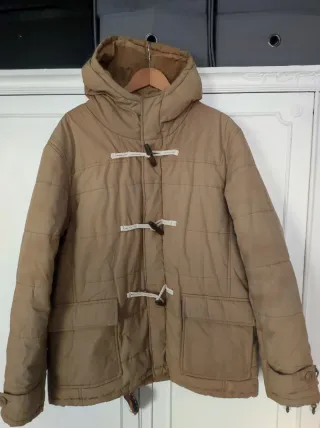 Chaquetón tres cuartos capucha El Corte Inglés