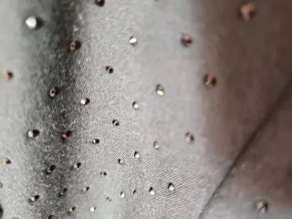 Chaqueta fiesta negra con pedrería