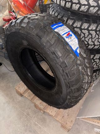 Neumáticos 35x12.5 R17