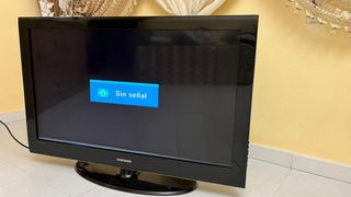 Televisor Samsung 40 Negro no es smart TV