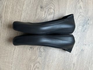 Manoletinas Negras Trabajo Feliz Caminar