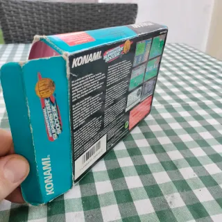 Caja Nintendo International Superstar Soccer