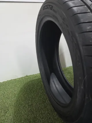 235 45 20 100V KUMHO ECSTA PS71