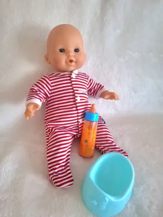 Muñeco Corolle con cuco y accesorios