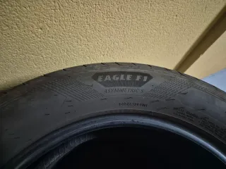 4 Goodyear 235/55 R17 99H