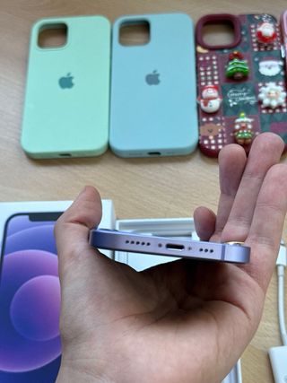 iPhone 12 100% batteria+128gb+accessori