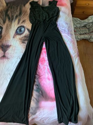 Mono de fiesta negro brillante