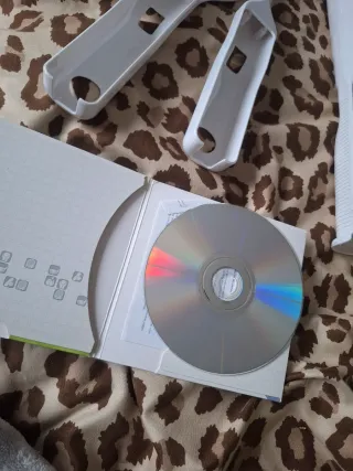 Juego Wii Sports + Accesorios