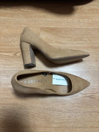 Tacones MARYPAZ Beige Talla 38 Nuevos