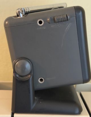 TV Portátil Casio TV-800 LCD 2” a Color y Sonido