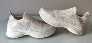 Zapatillas deportiva de calcetín en punto menguado