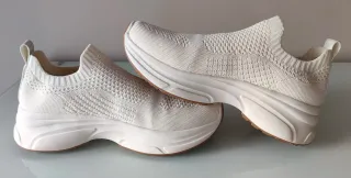 Zapatillas deportiva de calcetín en punto menguado