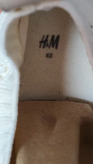 Zapatillas deportiva de calcetín en punto menguado