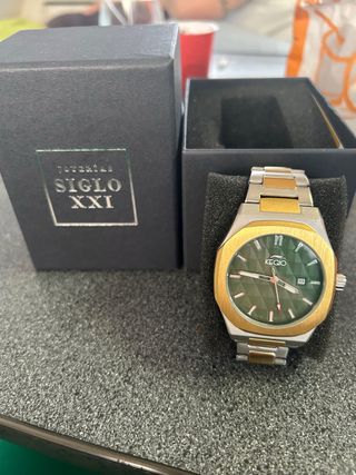 Reloj KEGIO Oro y Verde Sin Estrenar