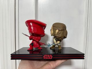 Funko Pop Star Wars 264 Clash On The Supremacy