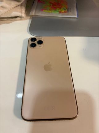 iPhone 11 Pro Max Dorado