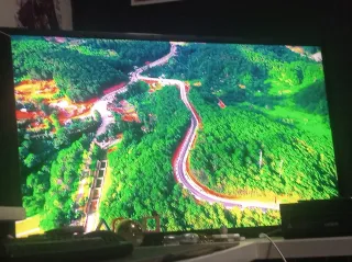 TV Samsung 40 LED con luz LED trasera