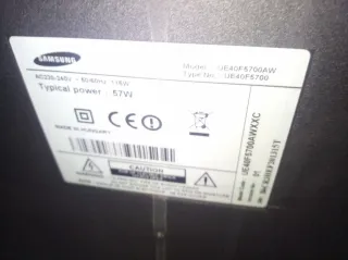 TV Samsung 40 LED con luz LED trasera