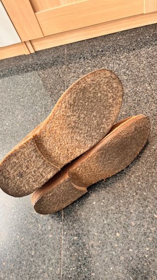 Botines Chelsea Ante Marrón ASTROFLEX