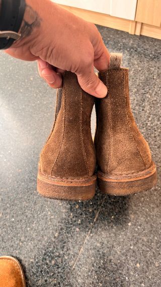 Botines Chelsea Ante Marrón ASTROFLEX