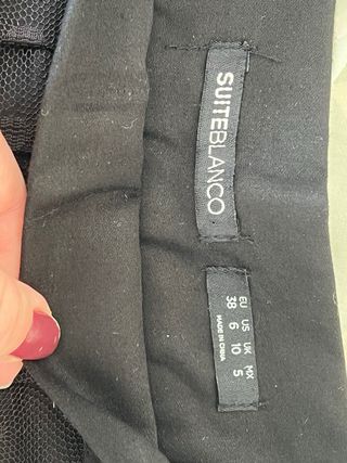 Falda negra tul lunares