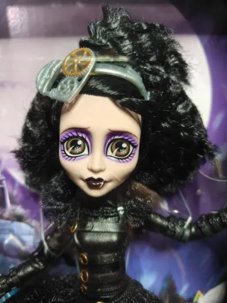 Monster High Skullector Edward Scissorhands