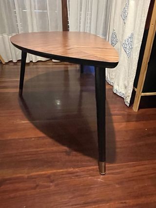 Mesa de centro madera diseño hoja