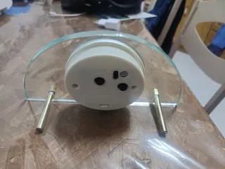 Reloj de mesa de cristal