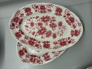 Vajilla San Claudio Pink Bouquet. Precio a tratar.