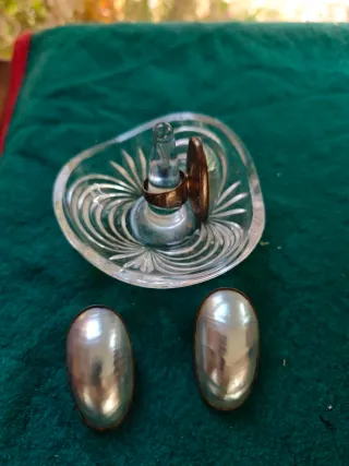 Anillo y pendientes nacarados